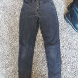 Black Hugh waisted pants